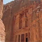 Petra cropped carving.jpg